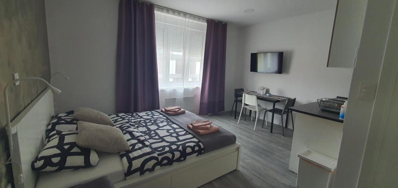 Apartmani Karlo 자그레브 외부 사진