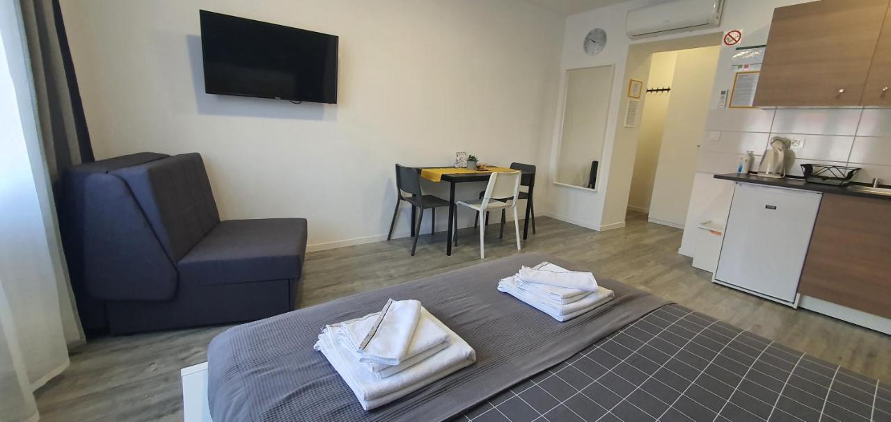 Apartmani Karlo 자그레브 외부 사진